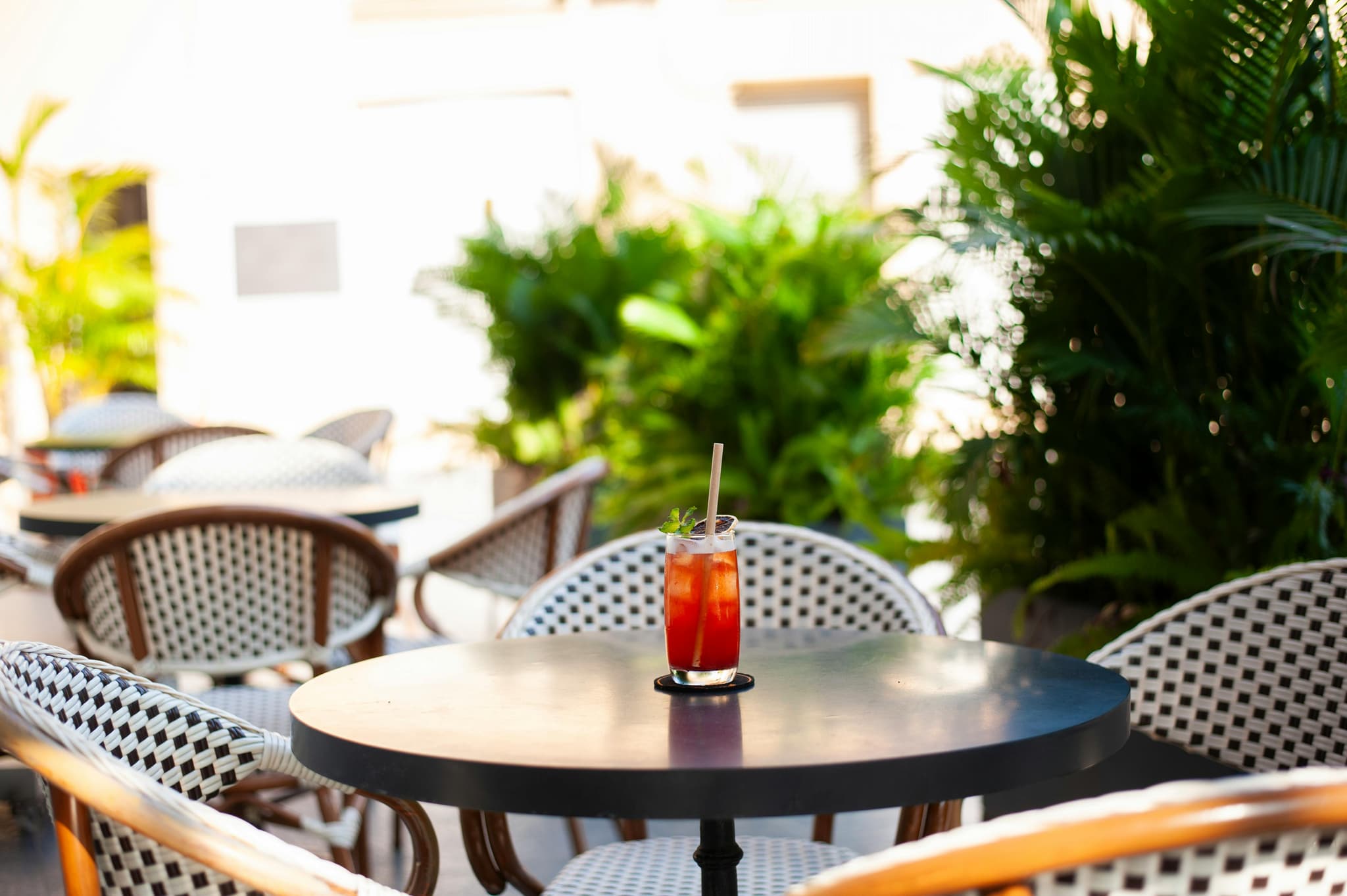 Shop the Best patio furniture brands for Outdoor Comfort
